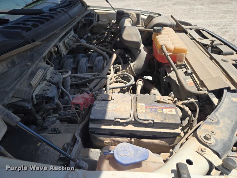 image for item ET5188 2016 Ford F150 Ext. Cab pickup truck