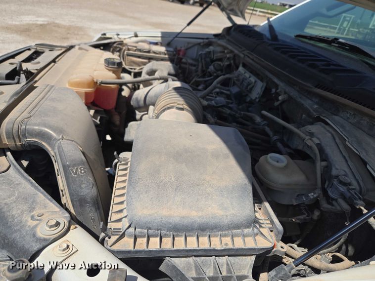 image for item ET5188 2016 Ford F150 Ext. Cab pickup truck