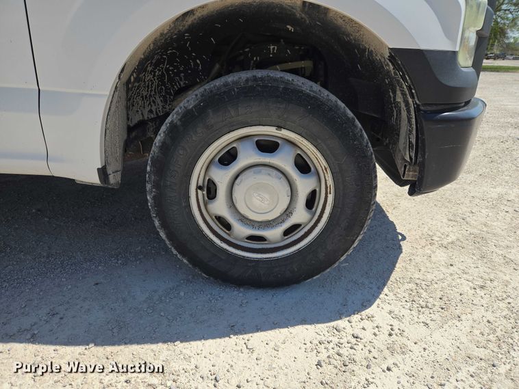 image for item ET5188 2016 Ford F150 Ext. Cab pickup truck