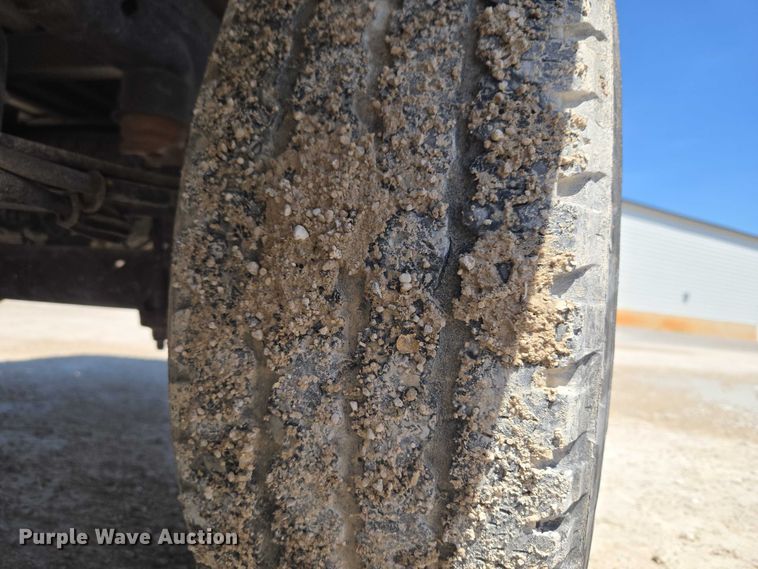 image for item ET5188 2016 Ford F150 Ext. Cab pickup truck