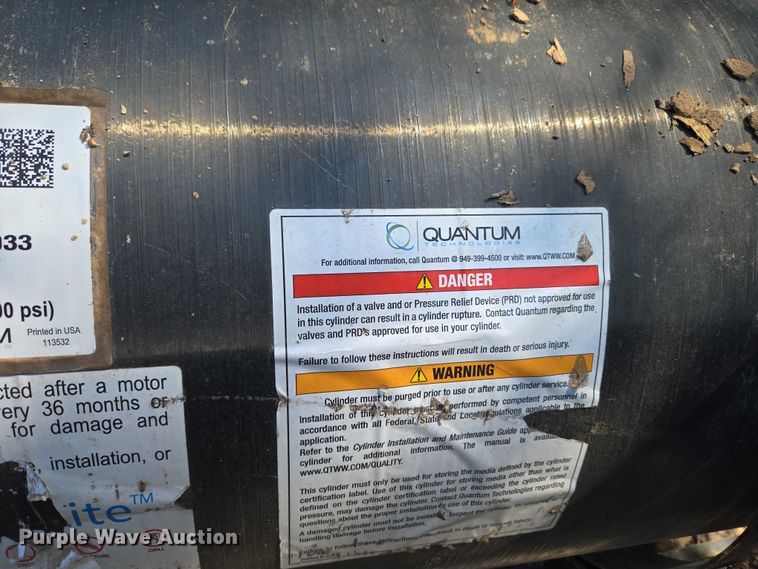 image for item ET5189 (2) Quantum CNG tanks