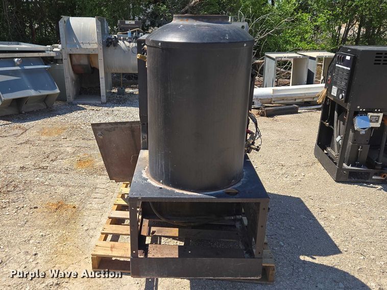 image for item ET5192 HEG-3004-0E2G hot pressure washer