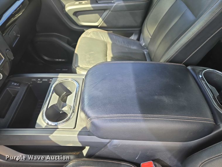 image for item ET5230 2018 Nissan Titan XD Crew Cab pickup truck
