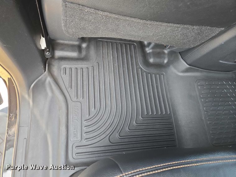 image for item ET5230 2018 Nissan Titan XD Crew Cab pickup truck