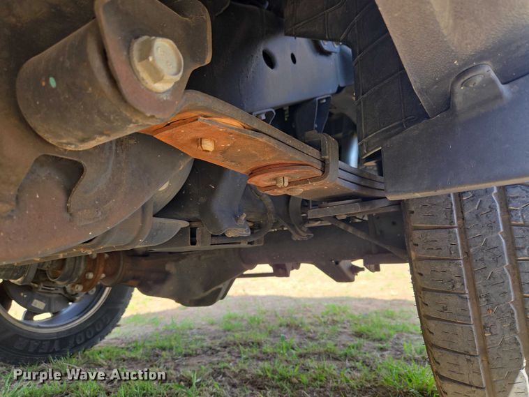 image for item ET5230 2018 Nissan Titan XD Crew Cab pickup truck