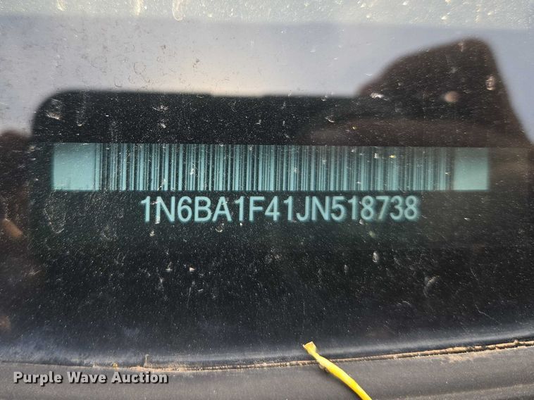 image for item ET5230 2018 Nissan Titan XD Crew Cab pickup truck