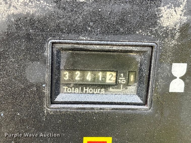 image for item EU0531 Ingersoll Rand P185WIR air compressor