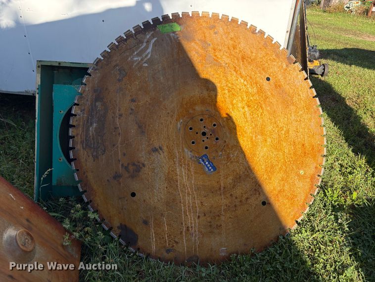 image for item EU0535 (7) concrete saw blades