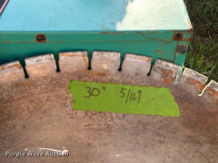 image for item EU0535 (7) concrete saw blades