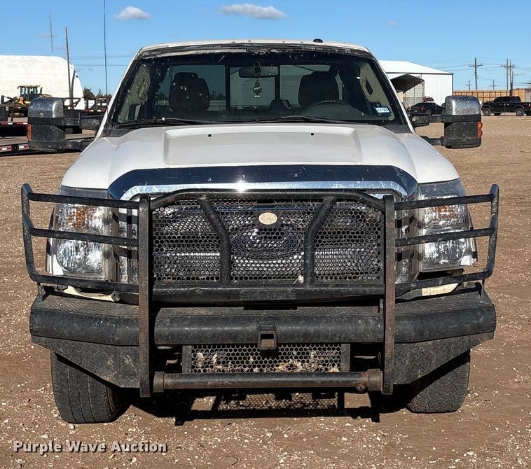 image for item EU4843 2011 Ford F350 Super Duty  Ext. Cab pickup truck