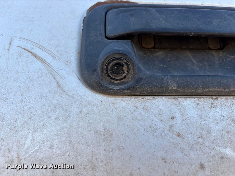 image for item EU4843 2011 Ford F350 Super Duty  Ext. Cab pickup truck