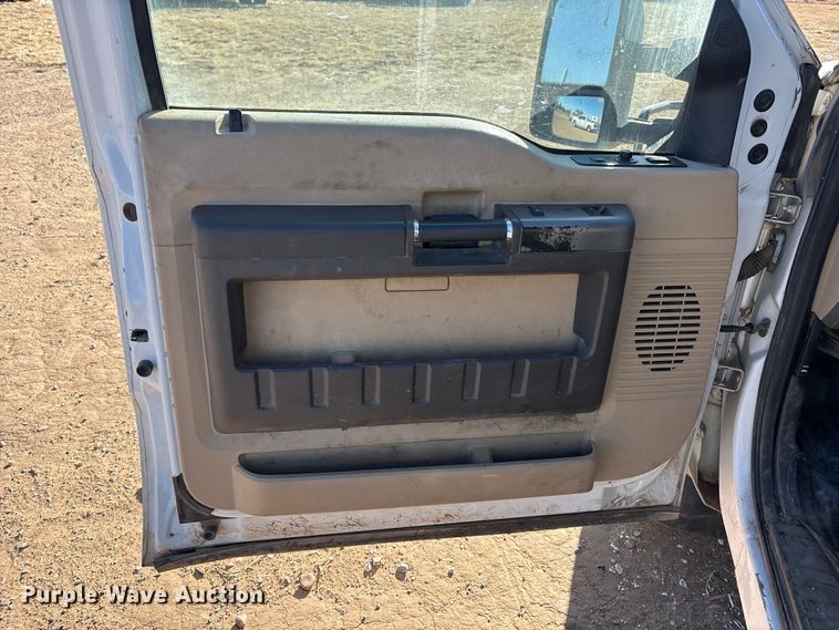 image for item EU4843 2011 Ford F350 Super Duty  Ext. Cab pickup truck