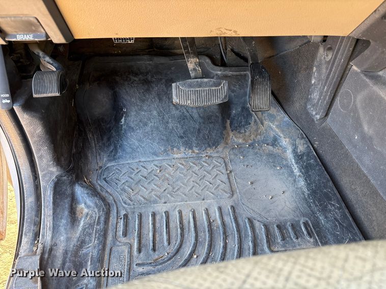 image for item EU4843 2011 Ford F350 Super Duty  Ext. Cab pickup truck
