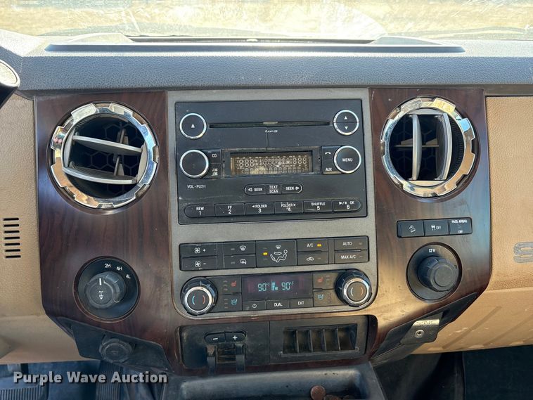 image for item EU4843 2011 Ford F350 Super Duty  Ext. Cab pickup truck