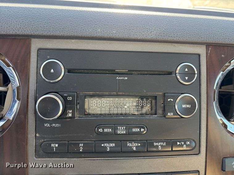 image for item EU4843 2011 Ford F350 Super Duty  Ext. Cab pickup truck