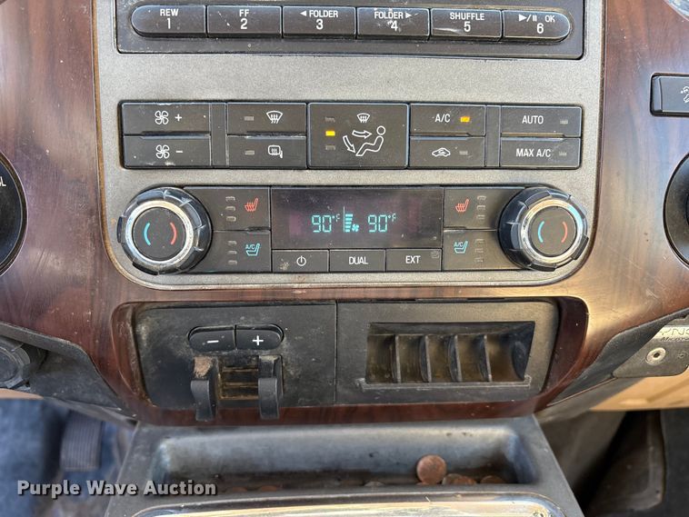 image for item EU4843 2011 Ford F350 Super Duty  Ext. Cab pickup truck