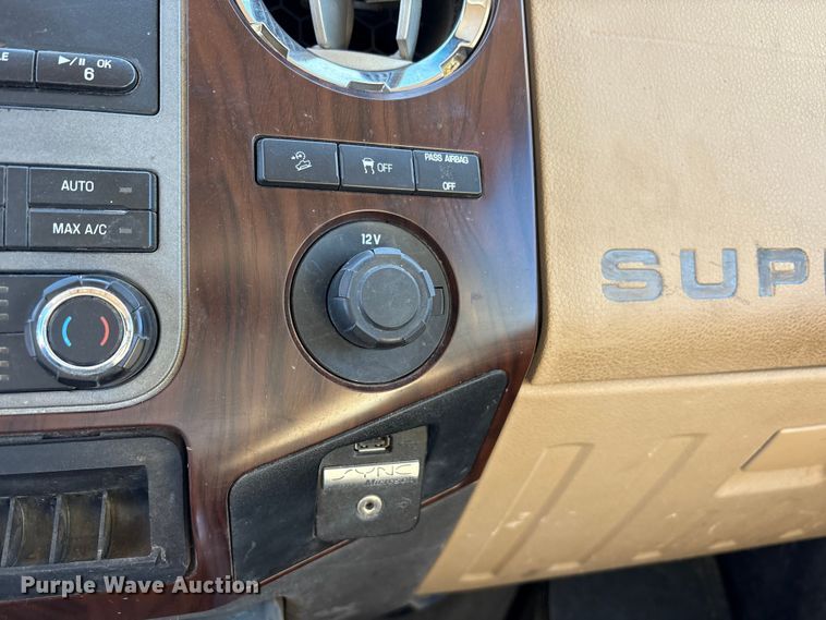 image for item EU4843 2011 Ford F350 Super Duty  Ext. Cab pickup truck