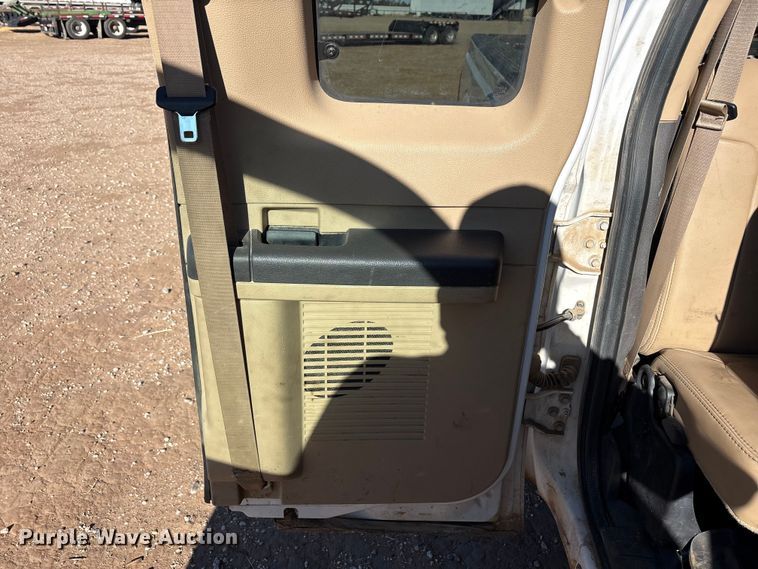 image for item EU4843 2011 Ford F350 Super Duty  Ext. Cab pickup truck
