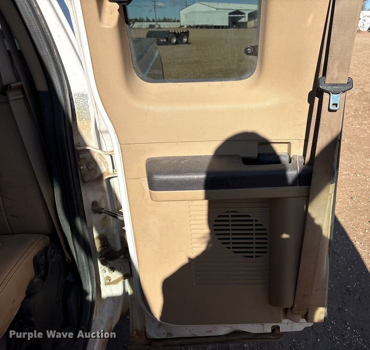 image for item EU4843 2011 Ford F350 Super Duty  Ext. Cab pickup truck