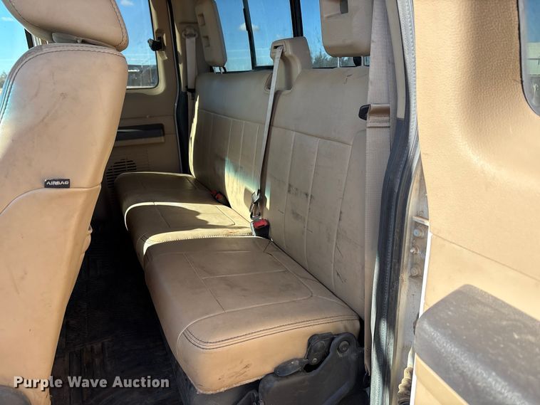 image for item EU4843 2011 Ford F350 Super Duty  Ext. Cab pickup truck