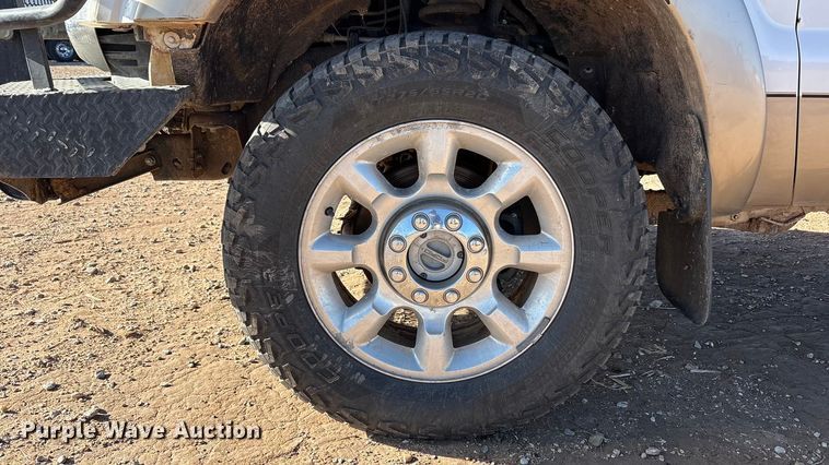 image for item EU4843 2011 Ford F350 Super Duty  Ext. Cab pickup truck