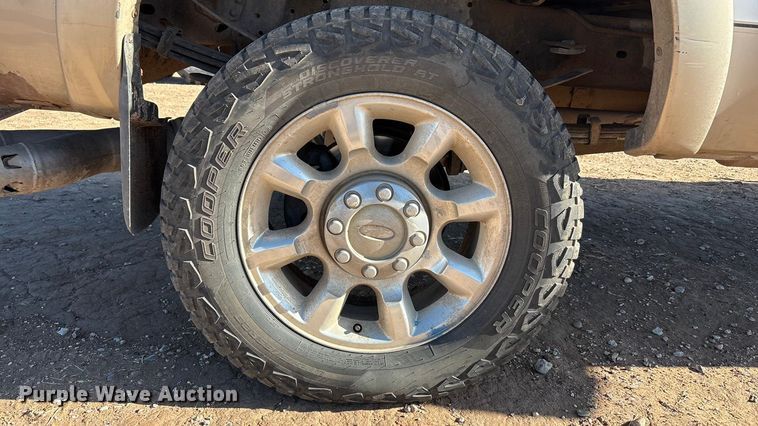 image for item EU4843 2011 Ford F350 Super Duty  Ext. Cab pickup truck