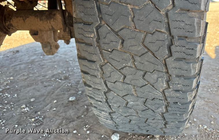 image for item EU4843 2011 Ford F350 Super Duty  Ext. Cab pickup truck