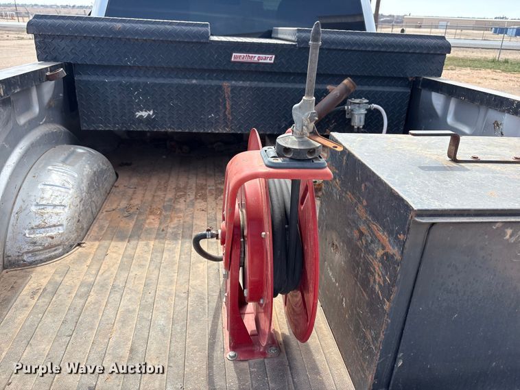 image for item EU4959 2017 Ford F250 Super Duty Ext. Cab pickup truck