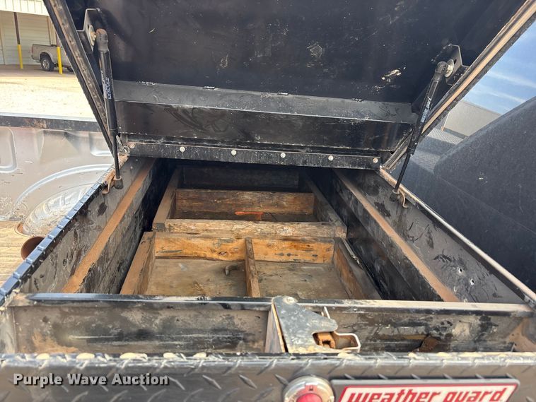 image for item EU4959 2017 Ford F250 Super Duty Ext. Cab pickup truck