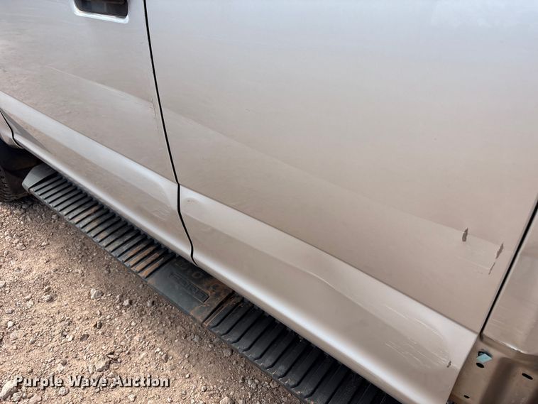 image for item EU4959 2017 Ford F250 Super Duty Ext. Cab pickup truck