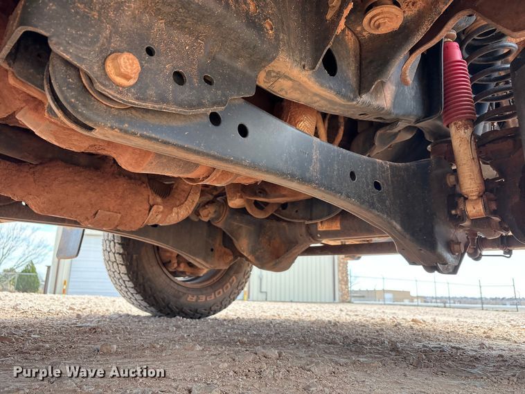 image for item EU4959 2017 Ford F250 Super Duty Ext. Cab pickup truck