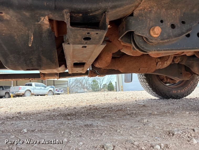 image for item EU4959 2017 Ford F250 Super Duty Ext. Cab pickup truck