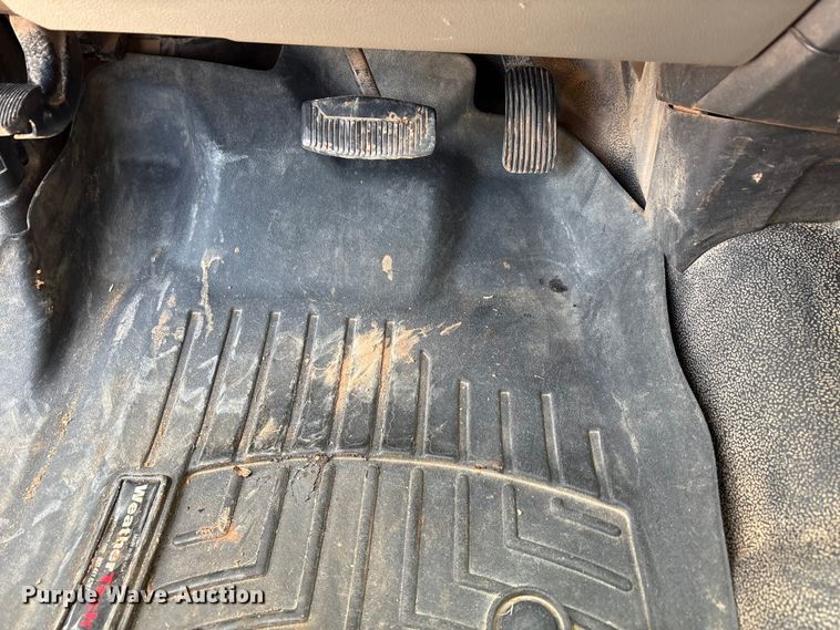 image for item EU4959 2017 Ford F250 Super Duty Ext. Cab pickup truck