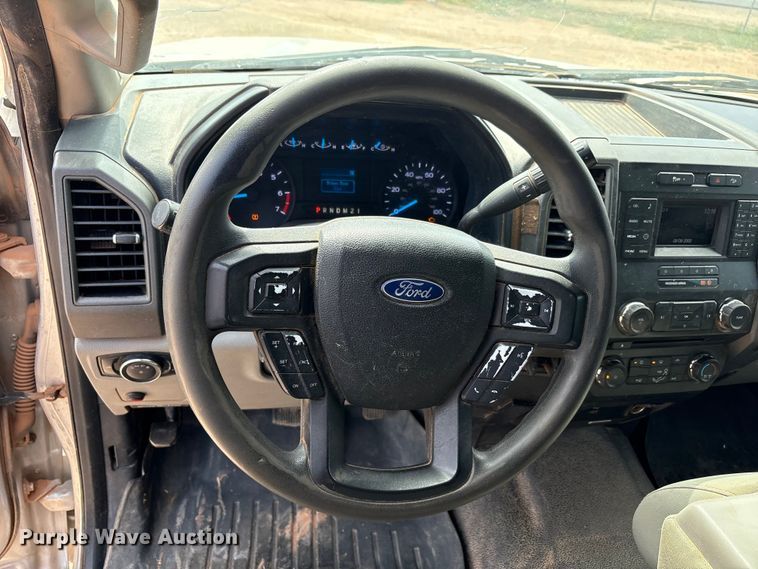 image for item EU4959 2017 Ford F250 Super Duty Ext. Cab pickup truck