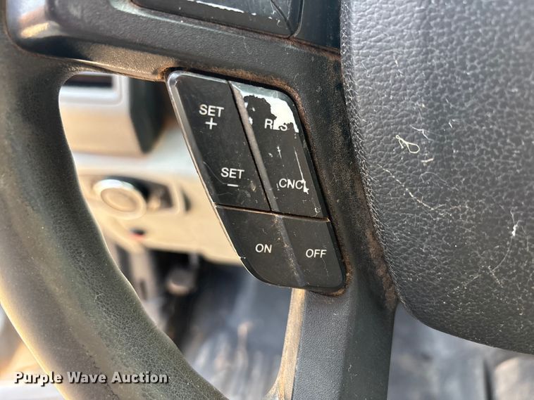 image for item EU4959 2017 Ford F250 Super Duty Ext. Cab pickup truck