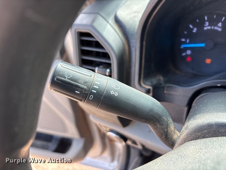 image for item EU4959 2017 Ford F250 Super Duty Ext. Cab pickup truck