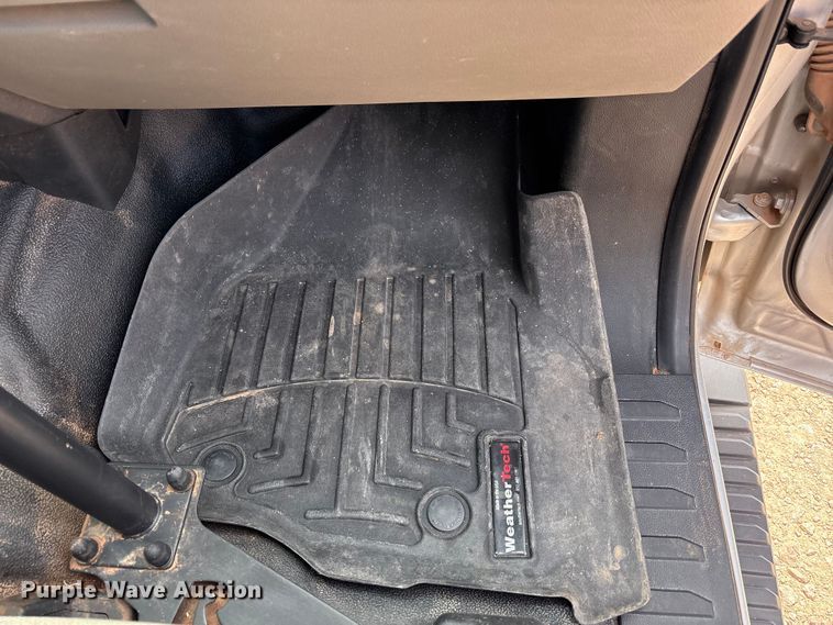 image for item EU4959 2017 Ford F250 Super Duty Ext. Cab pickup truck