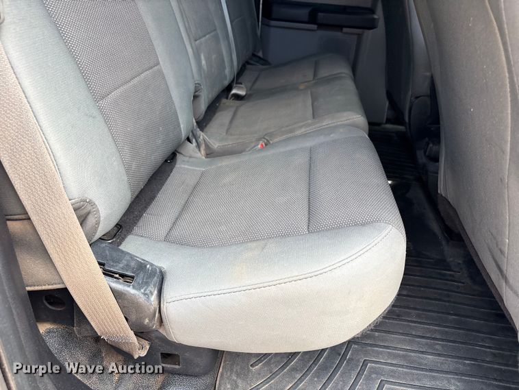 image for item EU4959 2017 Ford F250 Super Duty Ext. Cab pickup truck