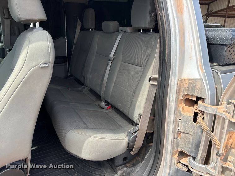 image for item EU4959 2017 Ford F250 Super Duty Ext. Cab pickup truck