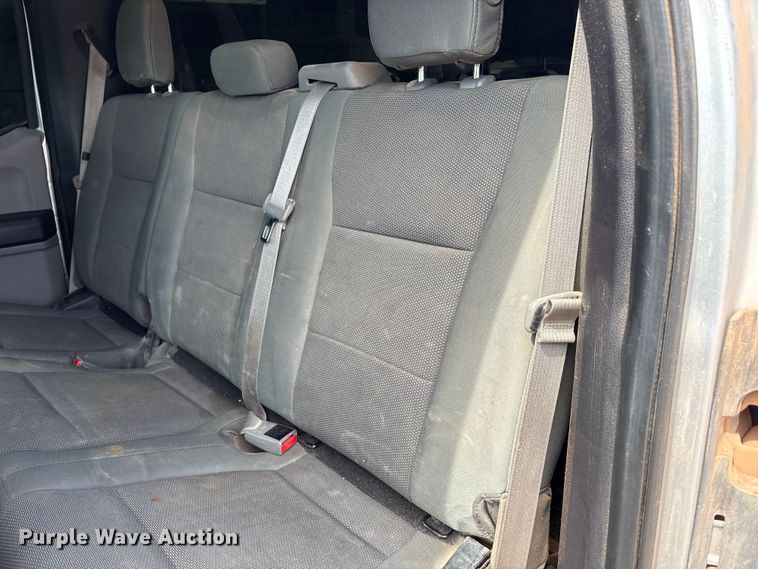 image for item EU4959 2017 Ford F250 Super Duty Ext. Cab pickup truck