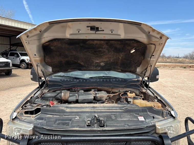 image for item EU4959 2017 Ford F250 Super Duty Ext. Cab pickup truck