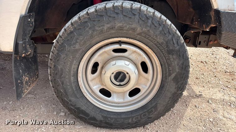 image for item EU4959 2017 Ford F250 Super Duty Ext. Cab pickup truck