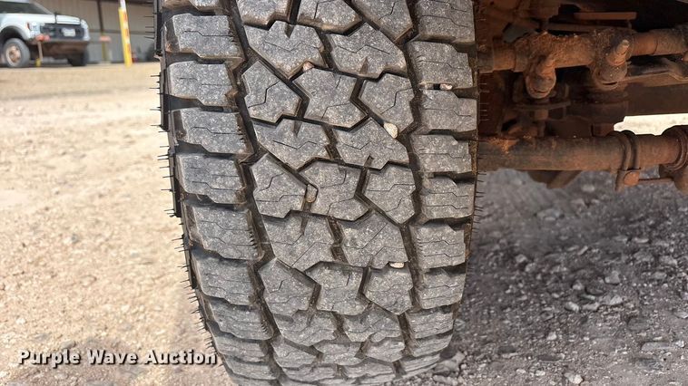 image for item EU4959 2017 Ford F250 Super Duty Ext. Cab pickup truck