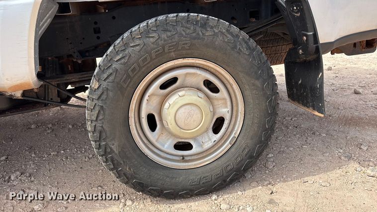 image for item EU4959 2017 Ford F250 Super Duty Ext. Cab pickup truck