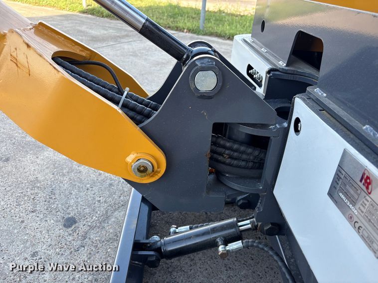 image for item EU7486 2025 SDLaunch IRE20 mini excavator