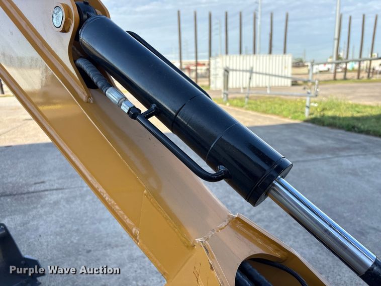 image for item EU7486 2025 SDLaunch IRE20 mini excavator