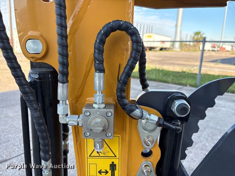 image for item EU7486 2025 SDLaunch IRE20 mini excavator
