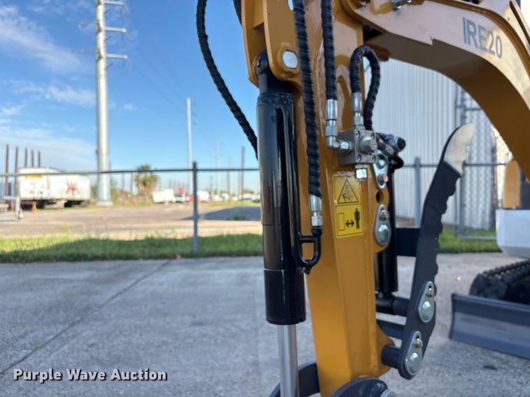 image for item EU7486 2025 SDLaunch IRE20 mini excavator