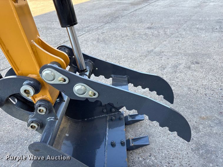 image for item EU7486 2025 SDLaunch IRE20 mini excavator