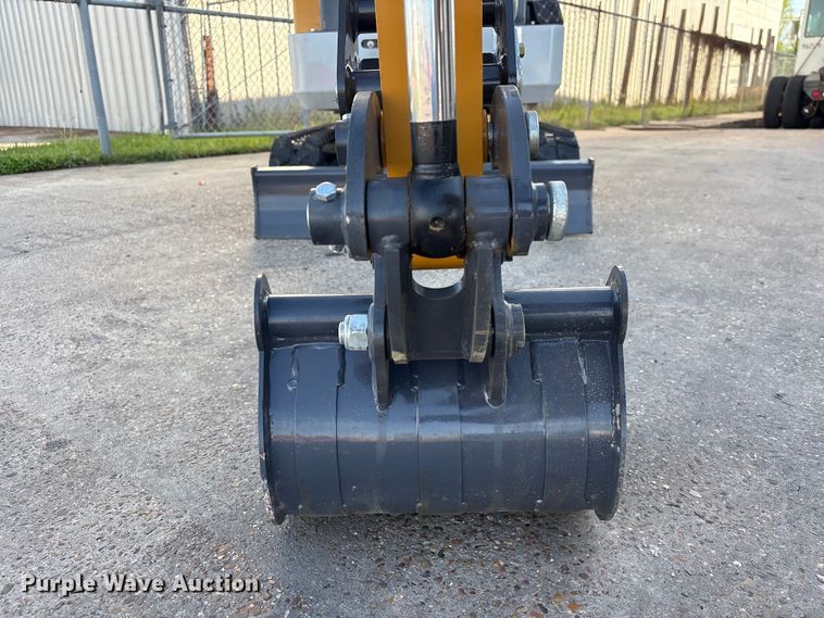 image for item EU7486 2025 SDLaunch IRE20 mini excavator